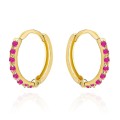 Kolczyki złote kółeczko wysadzane kamieniami w kolorze fuksji (Gramatura: 0.85)